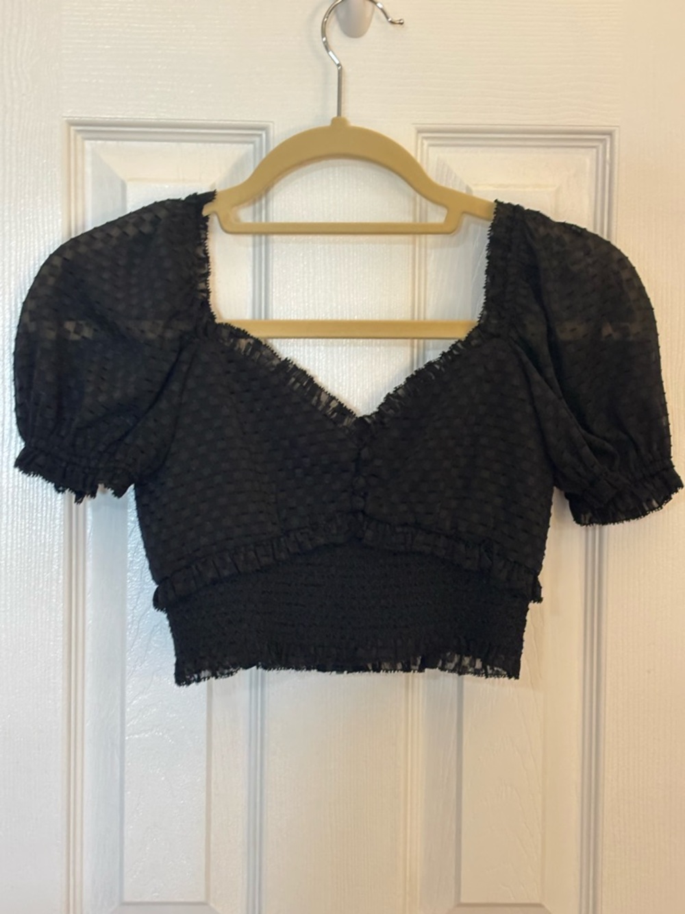 Alice + Olivia Black Puff Sleeve Smocked Crop Top